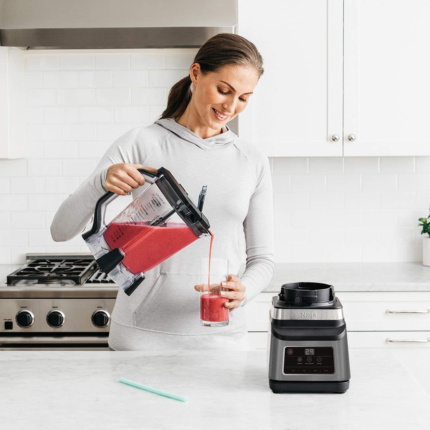 Ninja 220 volts Blender plus Personal Blender BN750 220v 240 volts 2 in 1 - 220 - Electronics