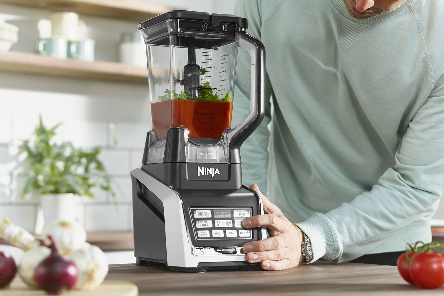 Ninja BL682UK2 3-in-1 Blender, Food Processor, Personal Blender - 220-Electronics