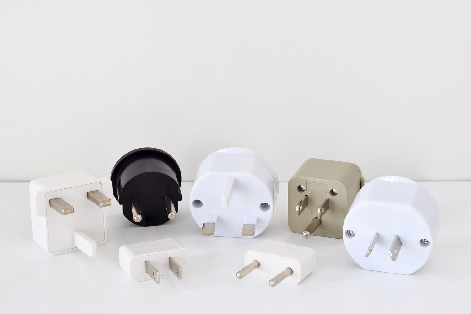 Universal Foreign Plug Adapters - 220-Electronics