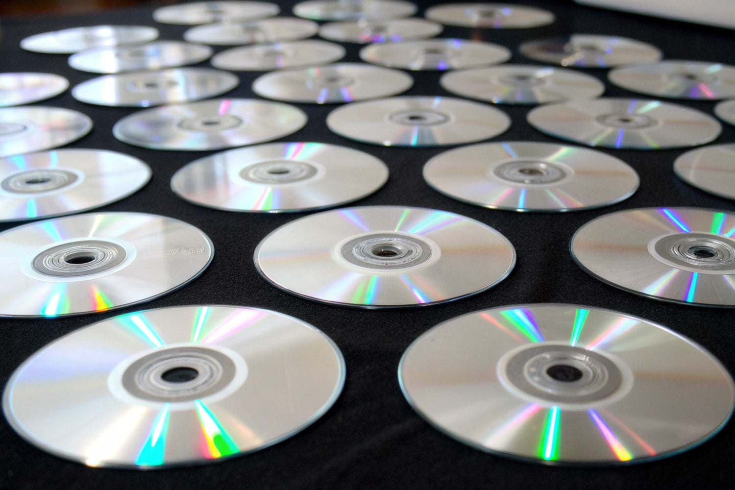 Why Physical Media Will Never Die - 220-Electronics