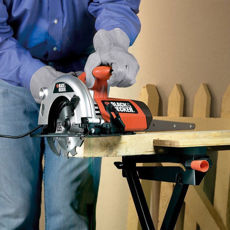 Black and Decker CD602 - GB / CS1004 Circular Saw 220 240 Volts - 220 - Electronics
