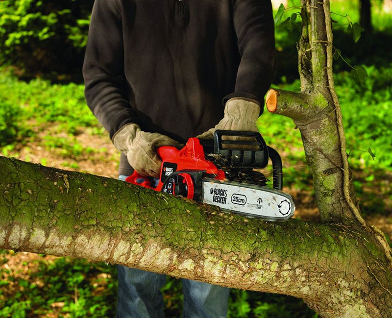 Black and Decker GK1935T - GB Electric Chainsaw 220 240 Volts - 220 - Electronics