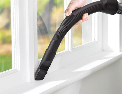 Black and Decker VM1450 - B5 1.6 Liter Vacuum Cleaner 220 240 Volts - 220 - Electronics