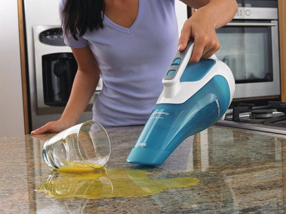 Black and Decker WD9610 - B5 Wet and Dry Handheld Vacuum 220 240 Volts - 220 - Electronics