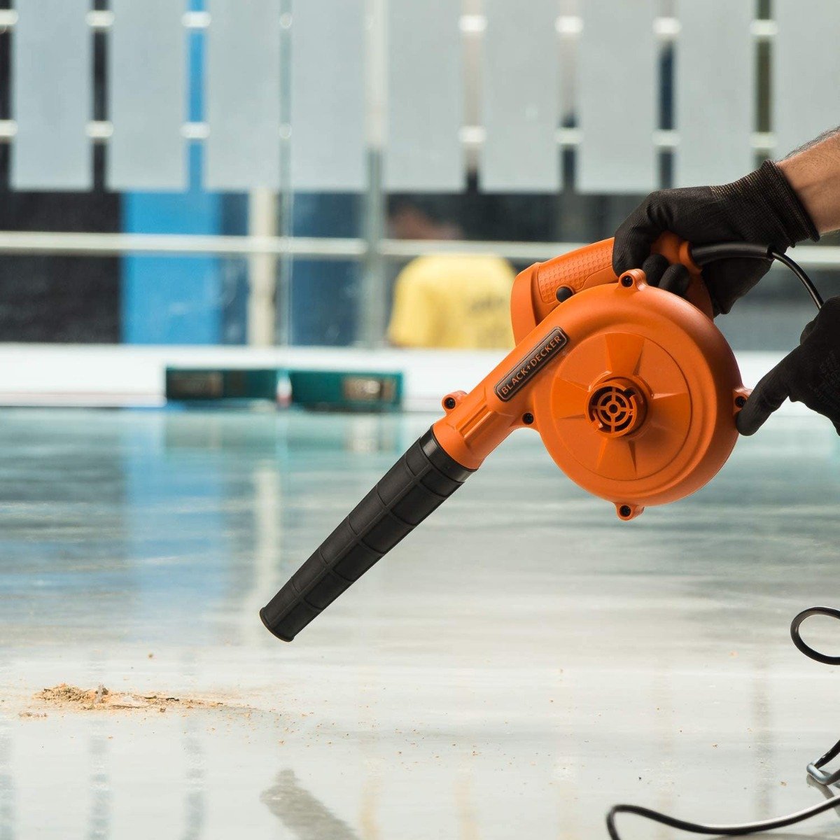 Black & Decker 220 volts Leaf Blower BDB530 220v 240 volts 50 hz - 220 - Electronics