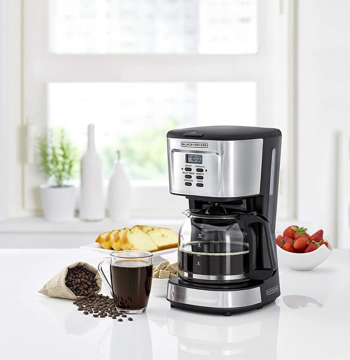 Black & Decker DCM85 - B5 220 volts Coffee Maker 900 watts Digital Programmable 12 cup Coffee Maker 220 V 240 Volts 50 hz - 220 - Electronics