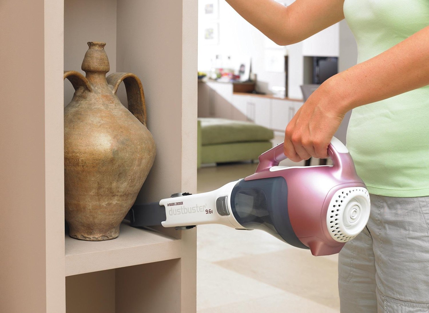 Black & Decker DV9610 Cyclonic 9.6 Volt Dustbuster Handheld Vacuum 220 volts 50 hz - 220 - Electronics