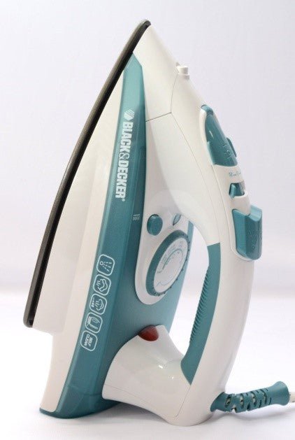 Black & Decker X1600 Steam Iron 220 volts 50 hz with 1750 Watts Steel Soleplate - 220 - Electronics