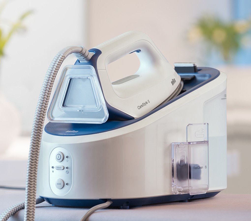 Braun IS5145WH / BK CareStyle 5 Steam Generator Station Iron White / Black 220 v 240 volt 50 hz - 220 - Electronics