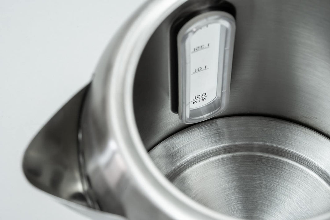 Daewoo DEK1237 Stainless Steel 1.7 liter Cordless Jug Kettle 220 v 240 volt 50 hz - 220 - Electronics