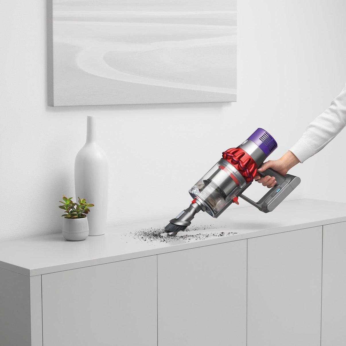 Dyson 220 volt Cyclone V10 Animal Cordless Large Vacuum Cleaner 220v 240 volts 50 hz - 220 - Electronics