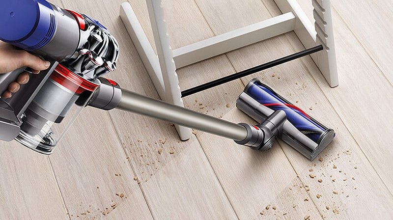 Dyson 220 volt V8 Animal Handheld Cordless Vacuum cleaner 220v 240 volts 50 hz - 220 - Electronics