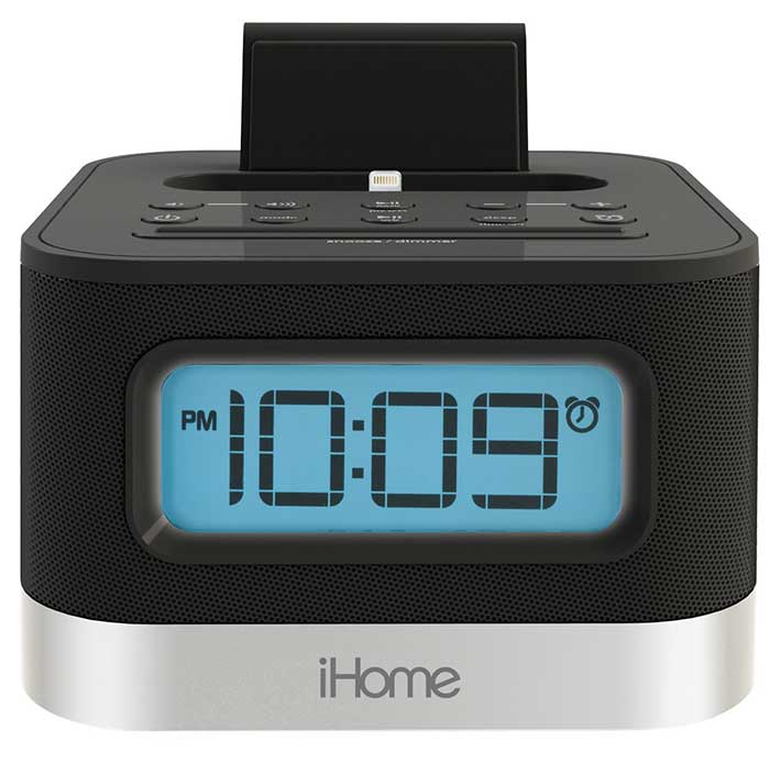 iHome 110 - 240 volts FM Clock Radio alarm with Lightning Dock for iPhone 5/5S and 6/6Plus - 220 - Electronics