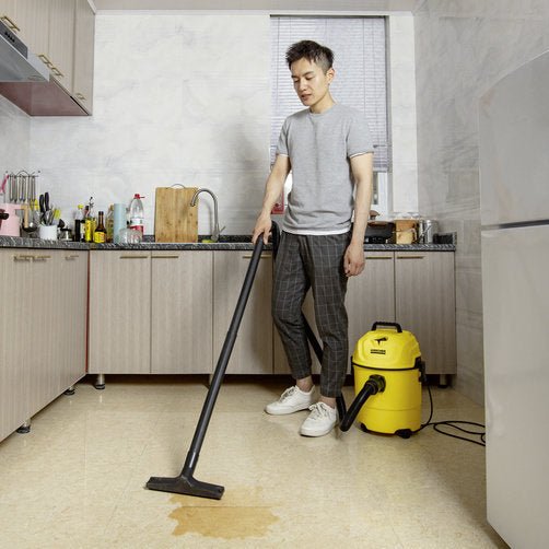 Karcher WD1 220 volt shopvac Wet & Dry 15 liter powerful shop vacuum cleaner 220v 240 volt 1.098 - 300.0 - 220 - Electronics