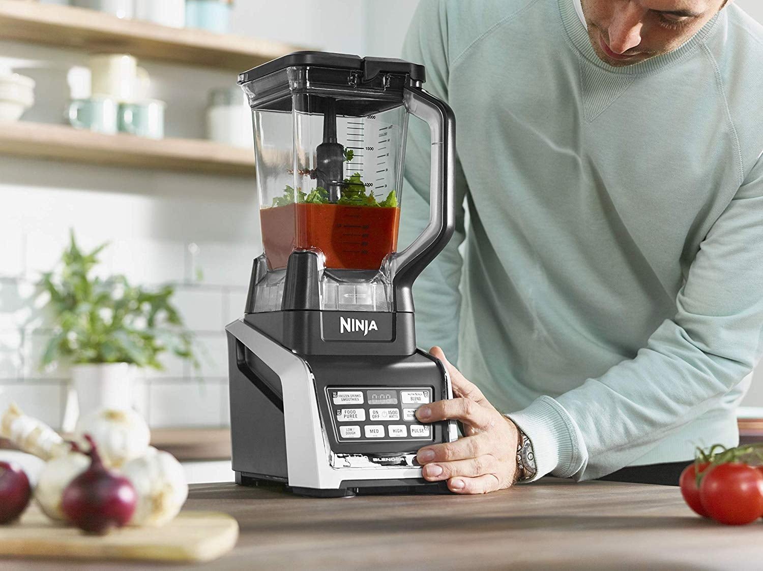 Ninja 220 volts Blender + Food Processor + Personal Blender (3 in 1) 2