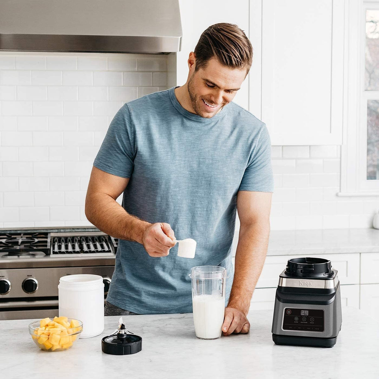 Ninja 220 volts Blender plus Personal Blender BN750 220v 240 volts 2 in 1 - 220 - Electronics