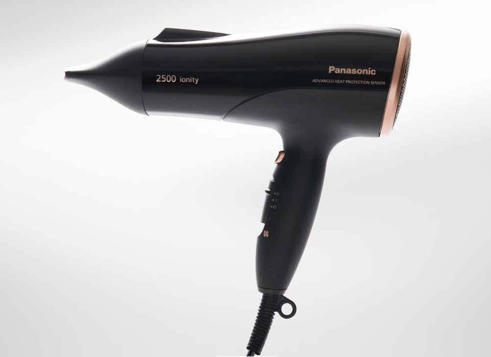 Panasonic EH - NE84 Professional Ionic Hair Dryer 220v 240 volt 50 hz Black 2500 Watts with Concentrator and Diffuser Nozzles - 220 - Electronics