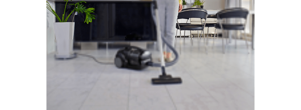 Panasonic MC - CL575K149 Mega Cyclone Bagless Vacuum 220v 240 volts 50 hz - 220 - Electronics