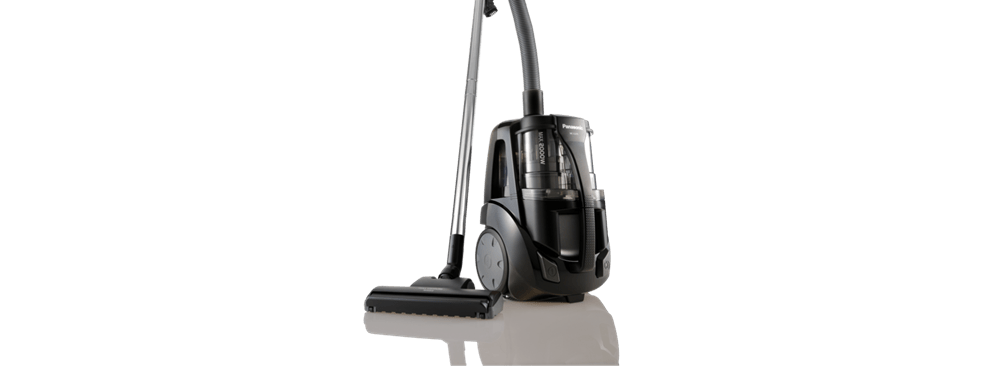 Panasonic MC - CL575K149 Mega Cyclone Bagless Vacuum 220v 240 volts 50 hz - 220 - Electronics