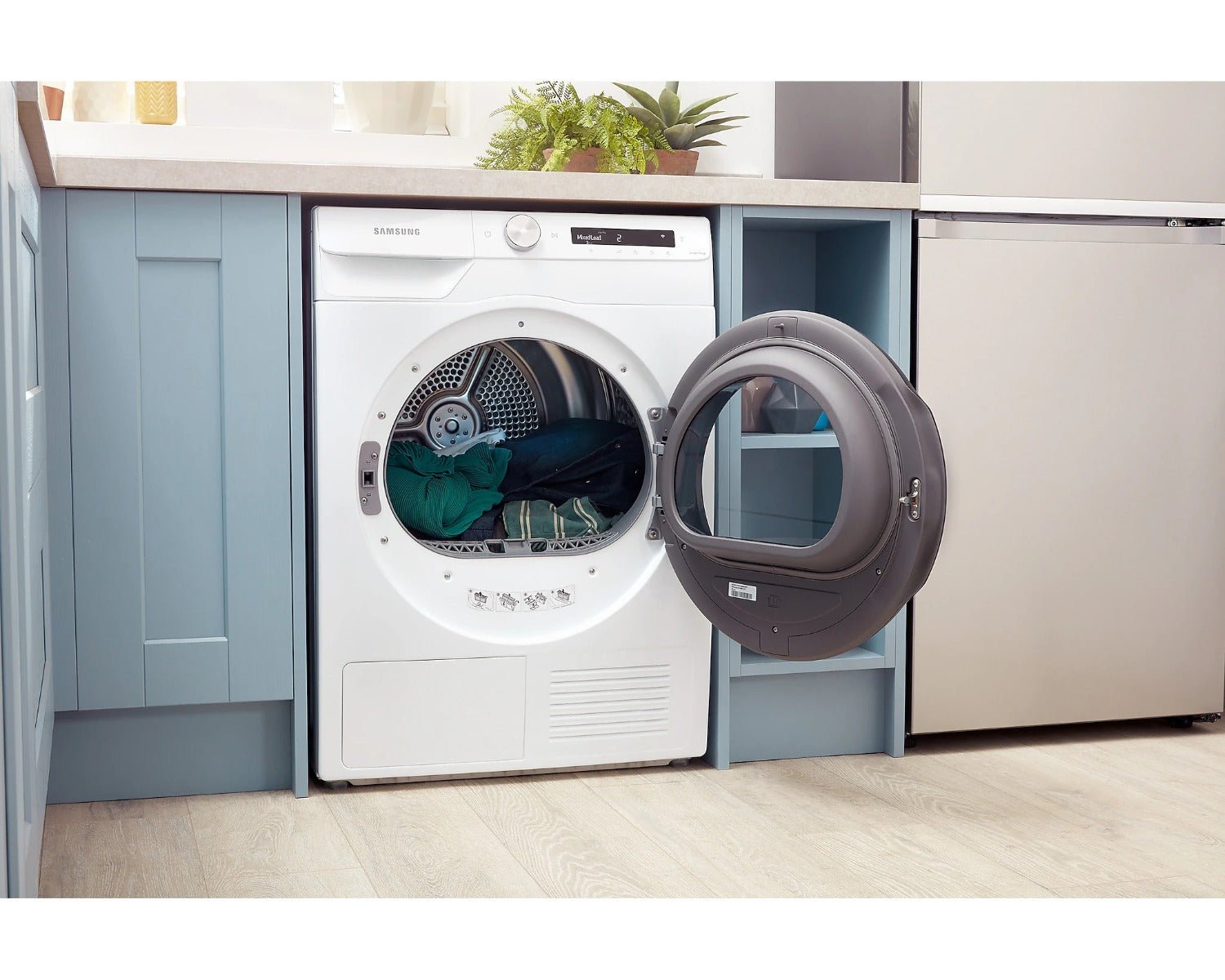 Samsung DV90T5240220vWhite 220 volts 50 hz dryer 9KG heat pump tumble dryer 220v 240 volt 50hz - 220 - Electronics