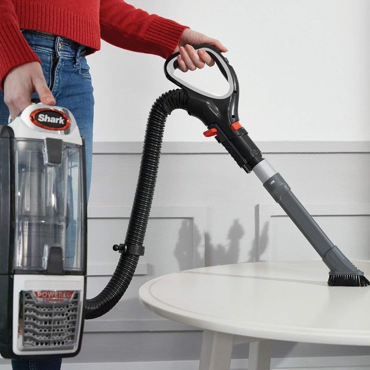 SHARK 220 volt vacuum NV801 UPRIGHT VACUUM CLEANER POWERED LIFT - AWAY, POWERFUL, WHITE AND CHARCOAL GREY 220v 240 volts - 220 - Electronics