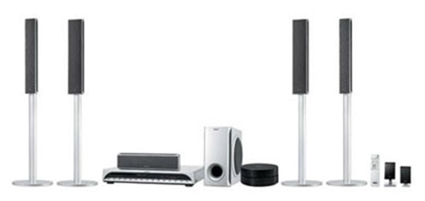 Sony DAV - DZ770W Multi - System DVD Home Theater System - 220v volt electronics