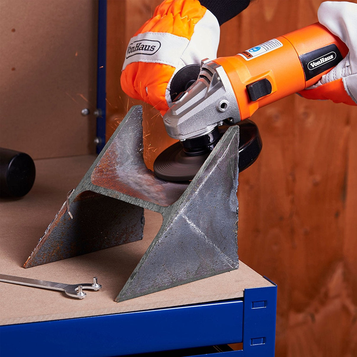 VonHaus 220 volts 50 hz Angle Grinder 115mm 6 speed 220 240 volt 15043 - 220 - Electronics