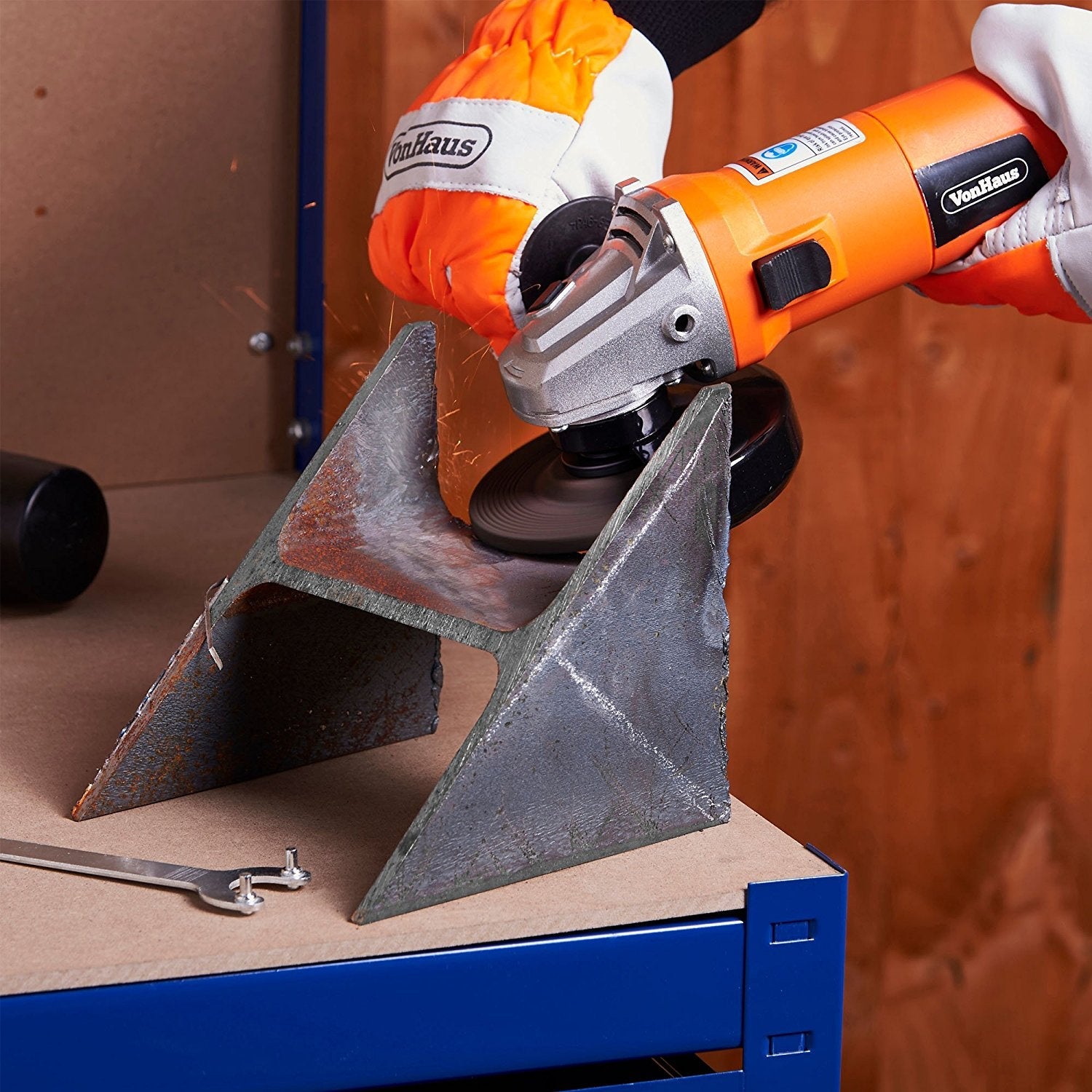 VonHaus 220 volts 50 hz Angle Grinder 115mm 6 speed 220 240 volt 15043 - 220 - Electronics