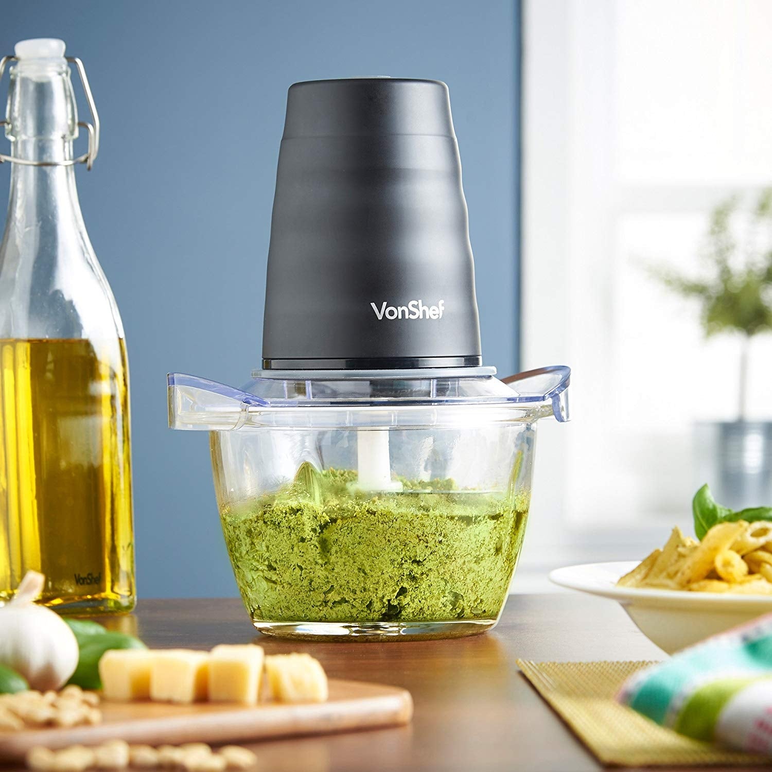 Vonshef 220 volt Mini Food processor Chopper 200W With 1L Glass Bowl 220 - 240Volts 13313 - 220 - Electronics