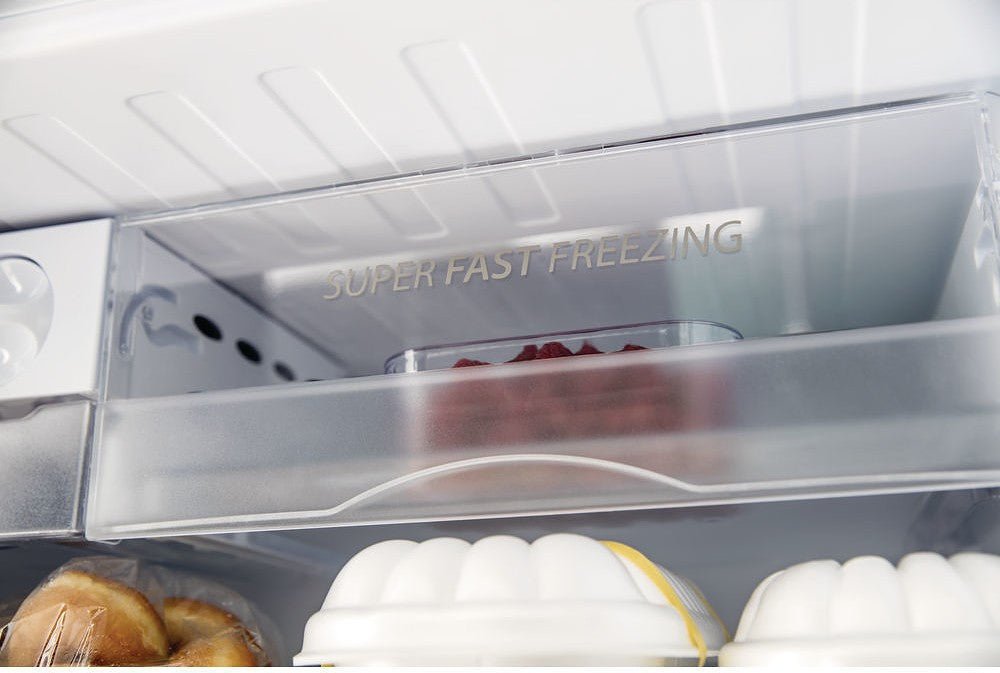 Whirlpool TTNF9322 220 volts Top Mount 16 cu ft Refrigerator 456 Liter 220v 240 volts Silver Fridge - 220 - Electronics