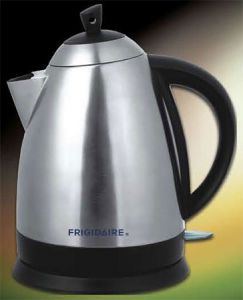 Frigidaire FD2117 Stainless Steel Dome Kettle